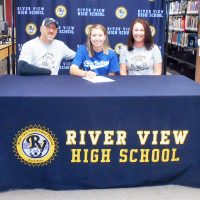 Cutshall signs with Ohio Valley University Cutshall signs with Ohio Valley University