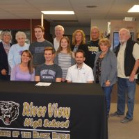 Fischer signs with Mt. Union