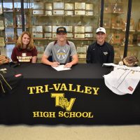 Yoder signs with Walsh University
