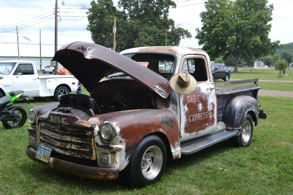 Rough Truck and Car Show31